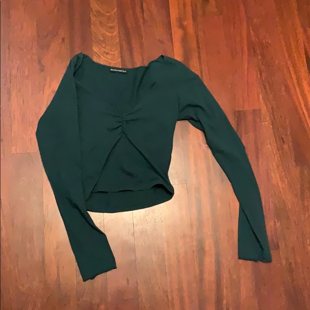 brandy melville long sleeve top